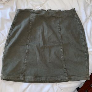 army green mini pencil skirt size small